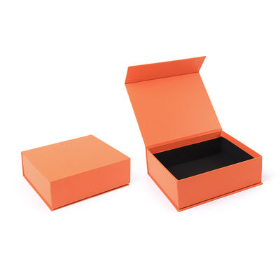 Manifattura all'ingrosso di alta qualità Magnetic Gift Box Packaging Logo personalizzato lusso Eco Friendly Cartone Carta arancione Magnetic Jewelry Box