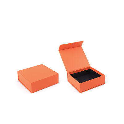 Manifattura all'ingrosso di alta qualità Magnetic Gift Box Packaging Logo personalizzato lusso Eco Friendly Cartone Carta arancione Magnetic Jewelry Box