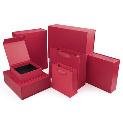 Manifattura all'ingrosso di alta qualità Magnetic Gift Box Packaging Logo personalizzato lusso Eco Friendly Cartone Carta rosso Magnetic Jewelry Box