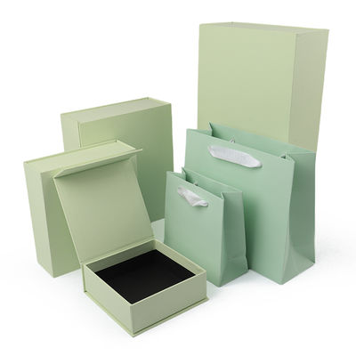 Produzione all'ingrosso di alta qualità Scatola regalo magnetica Logo personalizzato lusso Eco-compatibile verde chiaro Scatola di carta magnetica per gioielli
