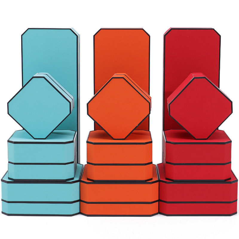 Scatola di imballaggio per gioielli in pelle in PU elegante a bordo nero per lo stoccaggio di lusso