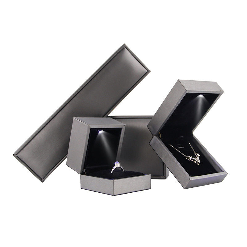 Gioielli pacchetto per Hanhong logo personalizzato lusso pelle finta argento LED scatola Contattateci