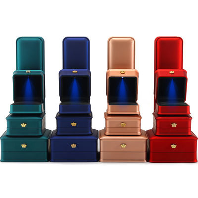 Braccialetto a LED multicolore Collare Ring Box con materiale di velluto di plastica da Hanhong