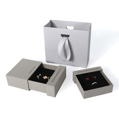 Cina fabbricazione all'ingrosso di alta qualità Colletto Orecchini Braccialetto anello scatola Gioielli imballaggio personalizzato Custom Eco Friendly Cartone Carta grigio cassetto Gioielli scatola con logo