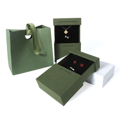 Cina produzione all'ingrosso di alta qualità Collana Orecchini Bracciale anello scatola Imballaggio gioielli Personalizzato Personalizzato Eco Friendly Cartone Carta verde Scatola per gioielli a cassetto con logo
